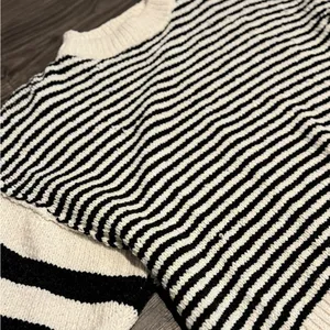 Ces Femme Striped Sweater Women’s Medium Black White Knit Pullover Fall Cozy thumbnail 2