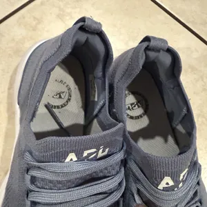 APL TechLoom Breeze Sneakers  Womens Size 9.5 thumbnail 4