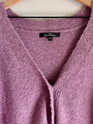 Love Tree Boutique Purple Long Sleeve Cardigan Cropped Sweater Size Large thumbnail 4