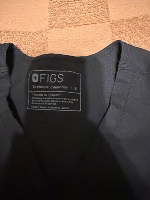 FIGS Scrubs thumbnail 3