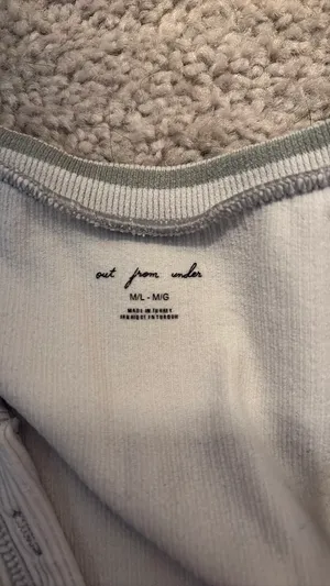 Urban Outfitters Top Cropped thumbnail 3