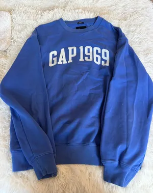 Gap Crewneck thumbnail 1