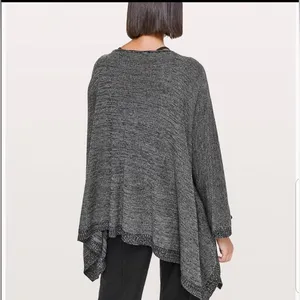 Lululemon Divinity‎ Scarf Black / Heathered Core Medium Grey thumbnail 2