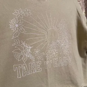 Billabong Take It Easy Floral Graphic Cropped Yellow Green Sweater Medium thumbnail 7