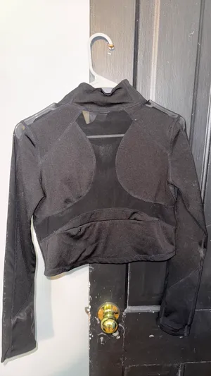 Athletic Top Size L thumbnail 3