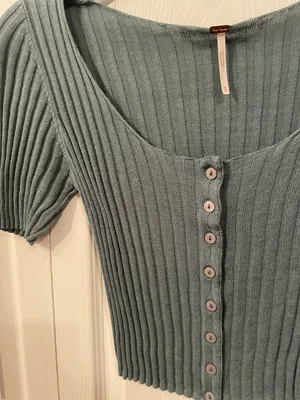 Free People Top thumbnail 1