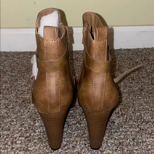 Womens New Dominique Nicole Brown Ankle Heeled Booties thumbnail 4