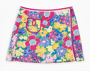 Lilly Pulitzer Floral Mini Skirt Size 8 Cotton Colorful Summer Pockets thumbnail 1
