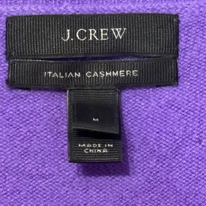 J.Crew Womens Italian Cashmere V-Neck Sweater Purple Relaxed Fit M 29660 thumbnail 6