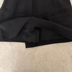 Abercrombie Black Asymmetrical Skort thumbnail 5