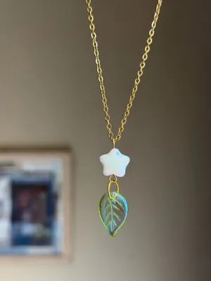 Handmade quality Czech glass star & leaf fairy statement cottage necklace🍃 thumbnail 4
