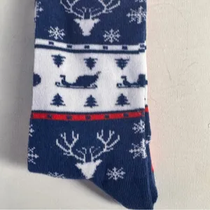 Winter Holiday Seasonal Print Crew Style Socks NWT OS thumbnail 2