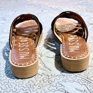 Musse & Cloud Black Suede Crisscross Platform Slide Sandals Sz 41 US 10 🧡 thumbnail 7