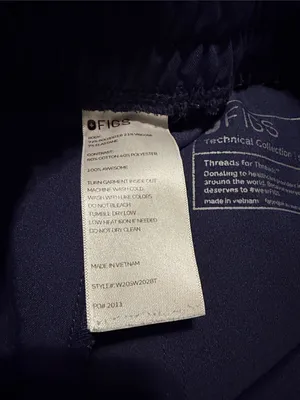 Figs Women’s Navy Blue Zamora Jogger Scrub Pants Small Tall thumbnail 2