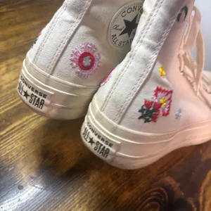 Converse White Hi Lift Platform‎ Floral Embroidered Sneakers Size 8 thumbnail 9