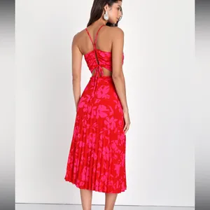 NWT Lulus Vibrant Moment Red and Pink Floral Pleated Midi Dress - Size Medium thumbnail 4
