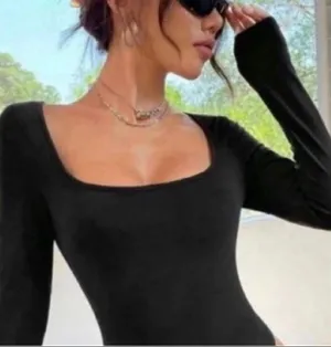 SKIMS Scoop Neck Bodysuit S/M thumbnail 1