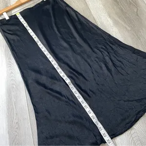 Zara Satin Skirt midi womens Black (large) classic minimalist party contemporary thumbnail 4