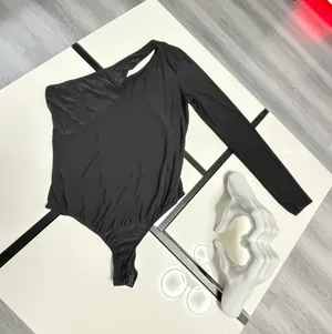 Saint Laurent One-Shoulder Long Sleeve Cutout Bodysuit in Black - Size M thumbnail 4