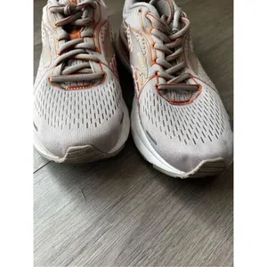 Brooks adrenaline GTS womens shoes gray and orange size 7 thumbnail 6