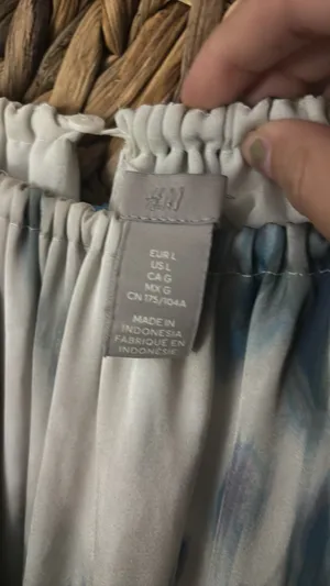 H&M Tie Dye Maxi Dress thumbnail 2