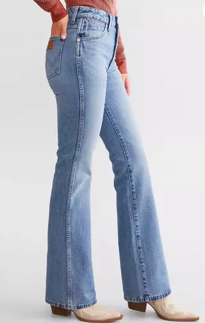 Wrangler Westward 626 High-Rise Bootcut Jeans thumbnail 2
