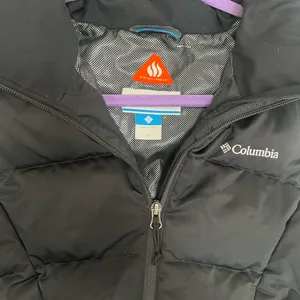 Columbia Black Puffer Vest with Fur Trim thumbnail 4