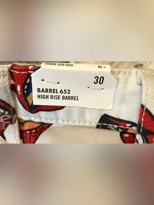 Wrangler Barrel 652 high rise read my lips Rolling Stones jeans. Size 30x31 thumbnail 7