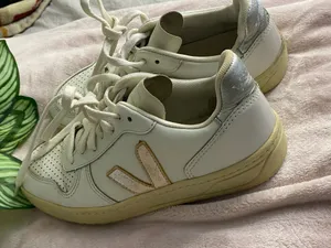 VEJA - Sneakers Shoes Women’s Size 6 thumbnail 3