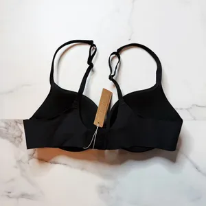 NWT Skims Ultimate Nipple Push-Up Bra thumbnail 4