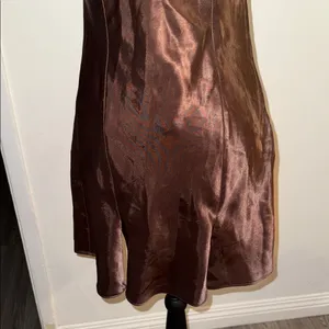 Frederick's of Hollywood Elegant Brown Lace Trim Nightgown thumbnail 3