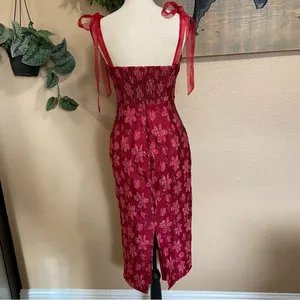 NWOT Lulus Lovely Darling Magenta Floral Jacquard Tie-Strap Midi Dress thumbnail 7