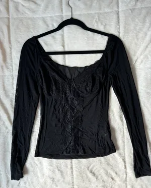 Black Long Sleeve Lace Mesh Top thumbnail 2