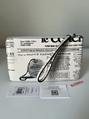 Coach Large Wristlet thumbnail 2