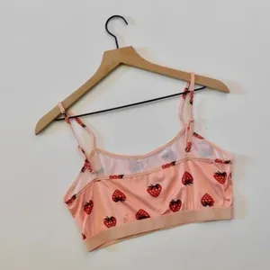 NEW!! STRAWBERRY Print Red Pink Cropped Loungewear Two Piece Set X-Large thumbnail 7