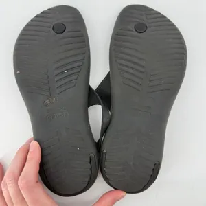 Crocs Sexi Flip Sandal Slip On Black Women 7 Slingback Thong Casual Barefoot thumbnail 7