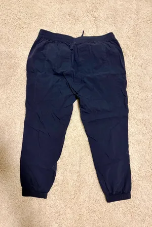 Old Navy Cargo Pants thumbnail 5
