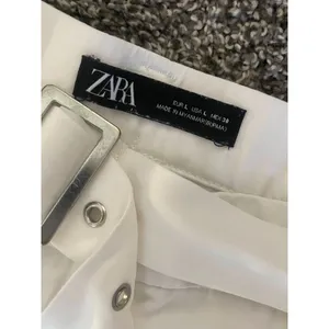 Zara White Satin Cargo high-waisted utilitarian wide leg Trousers With Belt L thumbnail 2