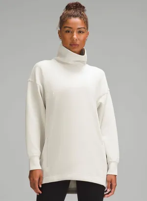 Lululemon Pullover thumbnail 4