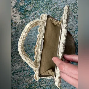 Vintage 50/60’s woven plastic bridal wedding clutch bag thumbnail 8