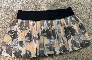 Lululemon Tennis Skirt - Size 10 thumbnail 1