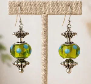 Lampwork Green Polka Dot Glass Dangle Earrings Silver Tone thumbnail 1
