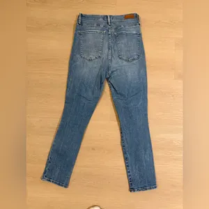 Abercrombie & Fitch Blue Distressed Skinny Jeans thumbnail 3