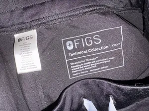 Black Zamora FIGS Jogger Scrub Pants Women’s thumbnail 4