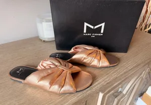 Marc Fisher LTD Slide Sandals Women Rose Gold‎ 8.5M thumbnail 1