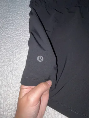 Lululemon On The Fly Shorts 2.5" thumbnail 8