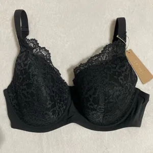 SKIMS Fits Everybody Lace Bra 36D thumbnail 2