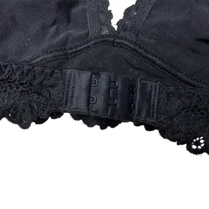 Unbranded Black Lace Halter Neck Bralette Size Medium Back Closure thumbnail 4