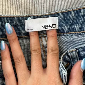 Distressed Jeans Size 27 thumbnail 10