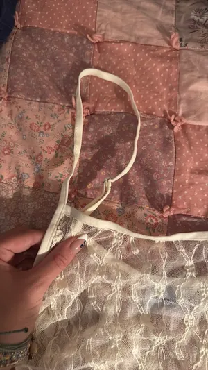 Urban Outfitters Top thumbnail 2
